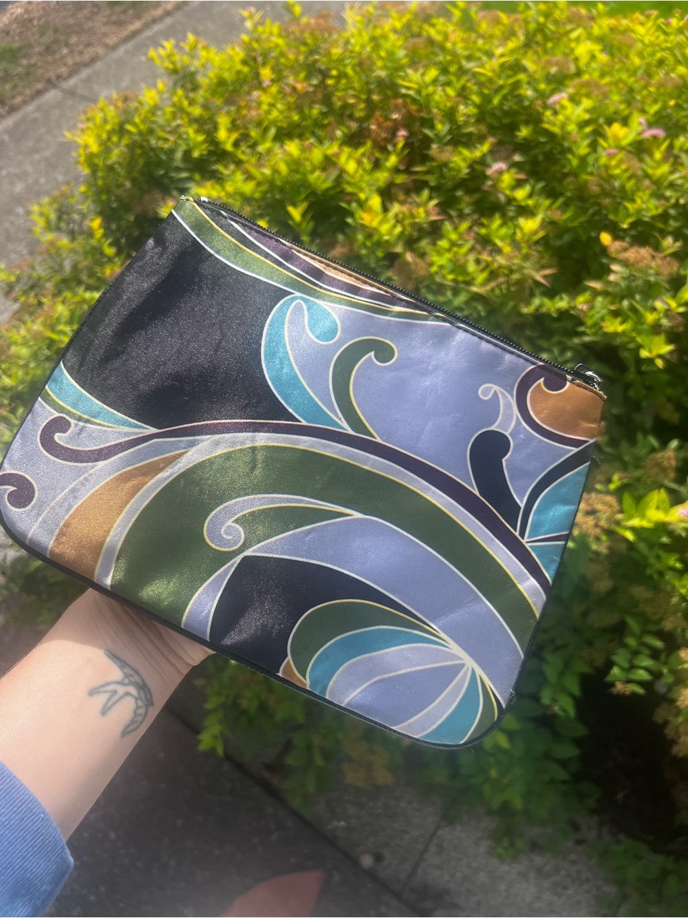 Vintage Y2K Bueno Abstract Swirl Print Zipper Pouch Clutch